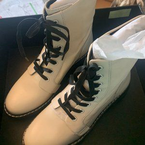 RAG & BONE ANTIQUE WHITE LEATHER BOOTS